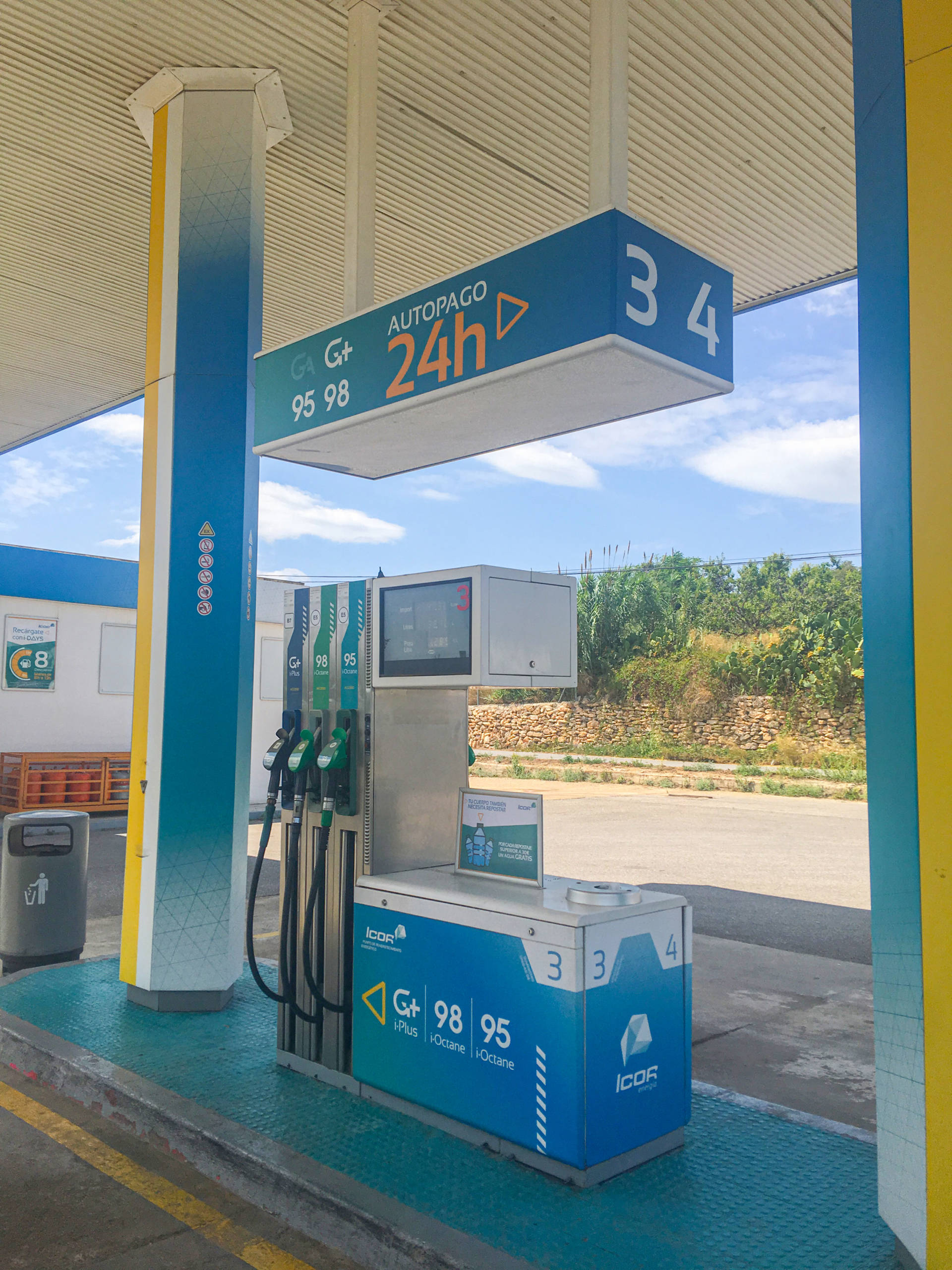 Icor Energía – Complete Petrol Station Brand Identity